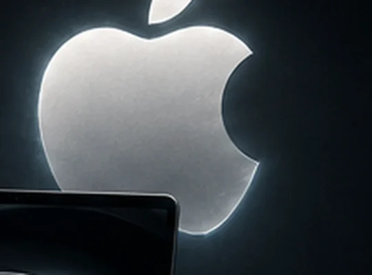 Apple Stock Before the John Ternus Era: M6, 2nm Silicon and Why a $4.7 Trillion Valuation Changes the AI Bet