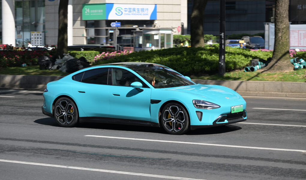 Blue Xiaomi SU7 in Shanghai - Xiaomi stock 2026